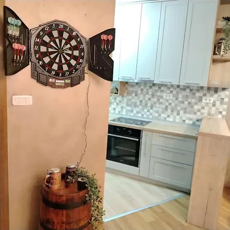 Rest And Fun - Darts, Playstation 4, Board Games Apartman Podgorica